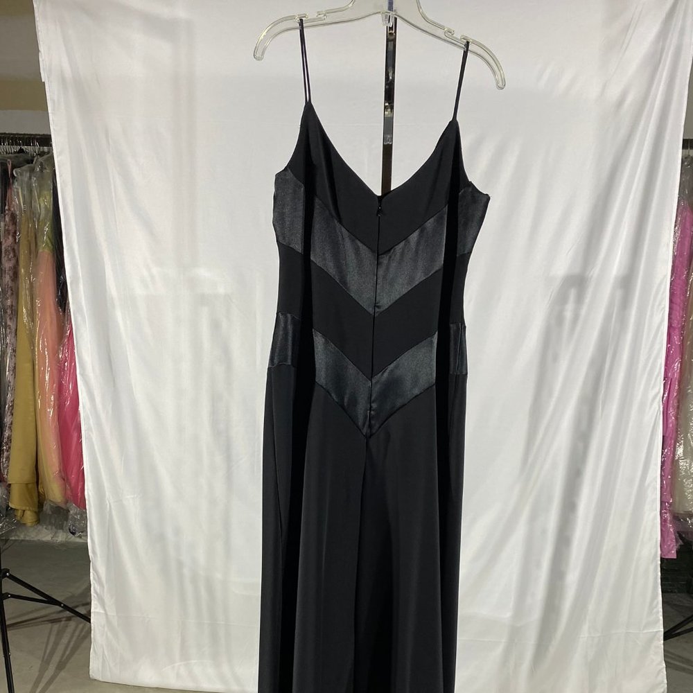 Roberta - Dress - Picture 3 of 7